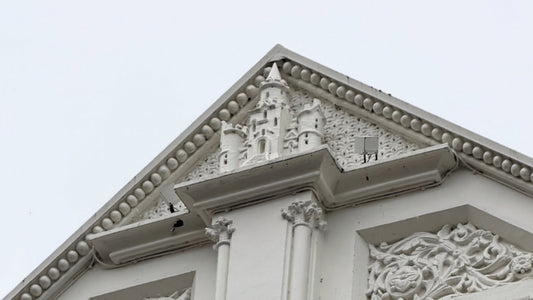 NOTICED | A little castle above Belfast