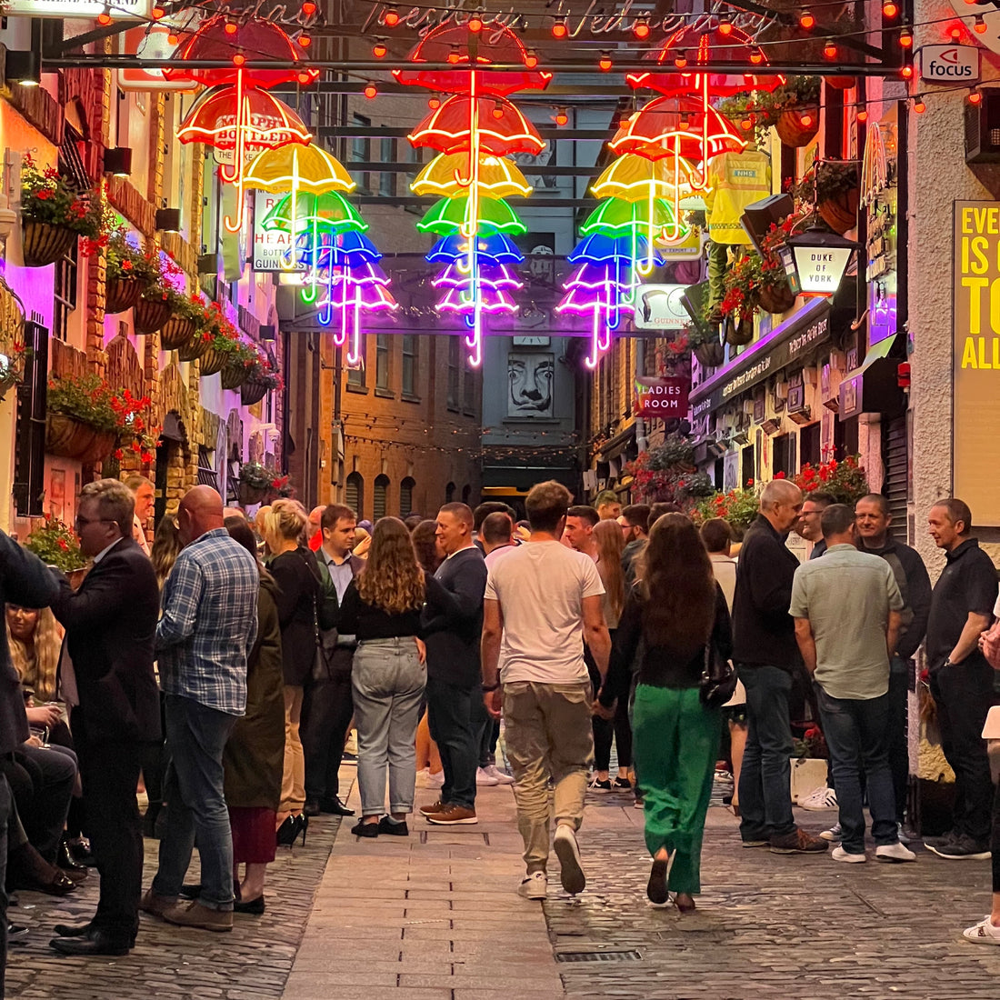 The ultimate Cathedral Quarter pub crawl guide